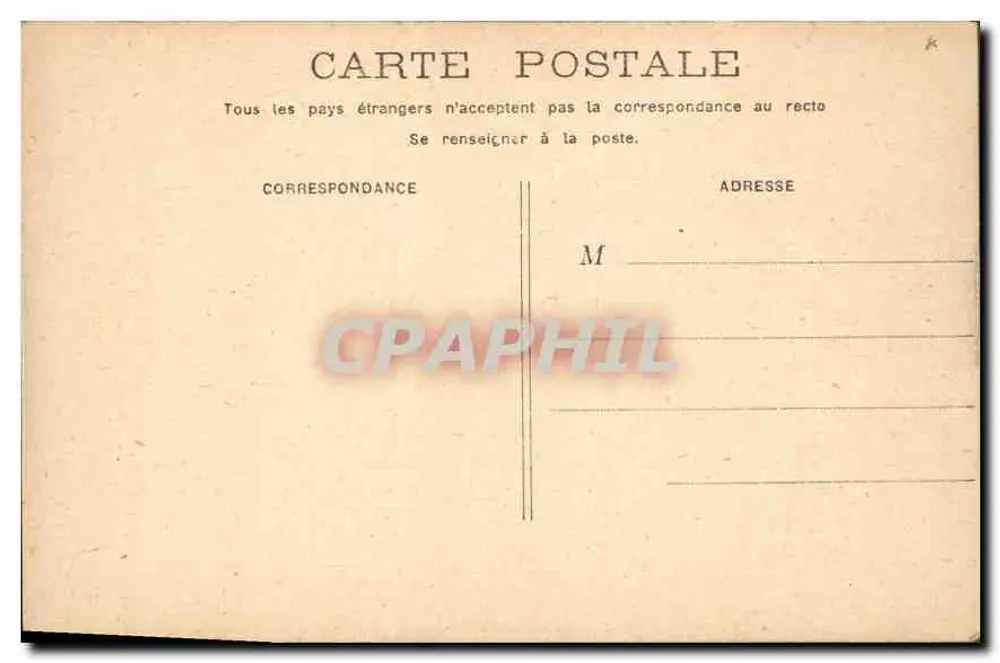 Paris - Cour du Carrousel — vista da praça com a estátua da Escola da França — editor não identificado - Verso