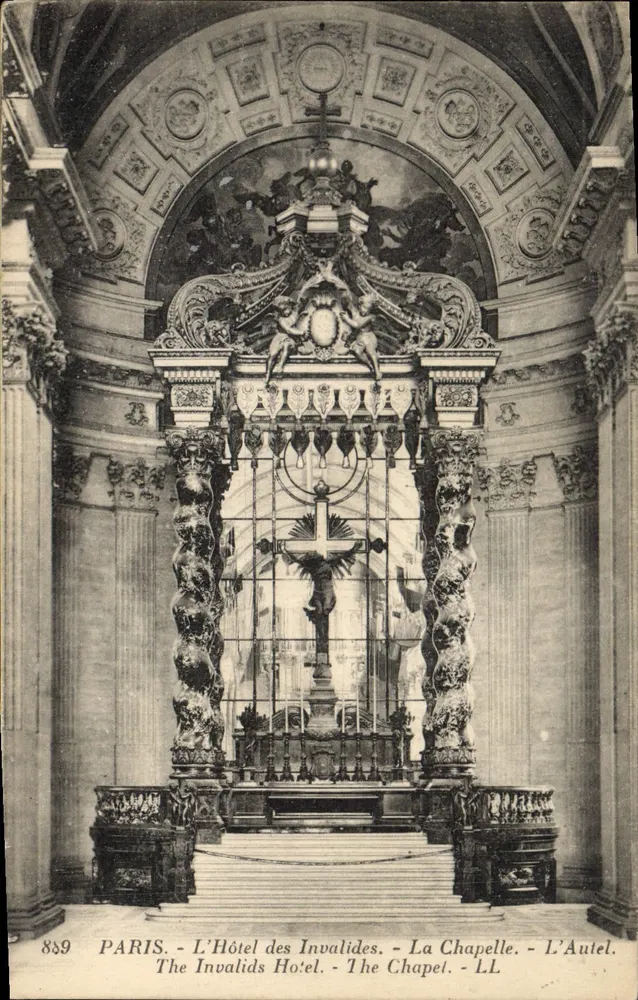Paris - Das Hôtel des Invalides - Die Kapelle - Der Altar - Vorderseite