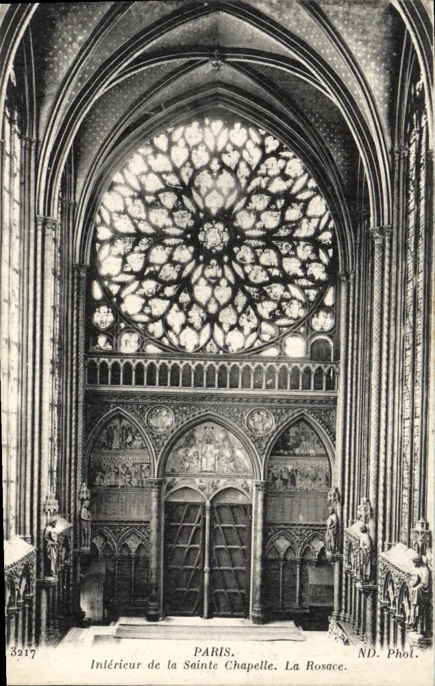 Innenansicht der Sainte Chapelle — Die Rosefenster — ND. Phot. - Vorderseite