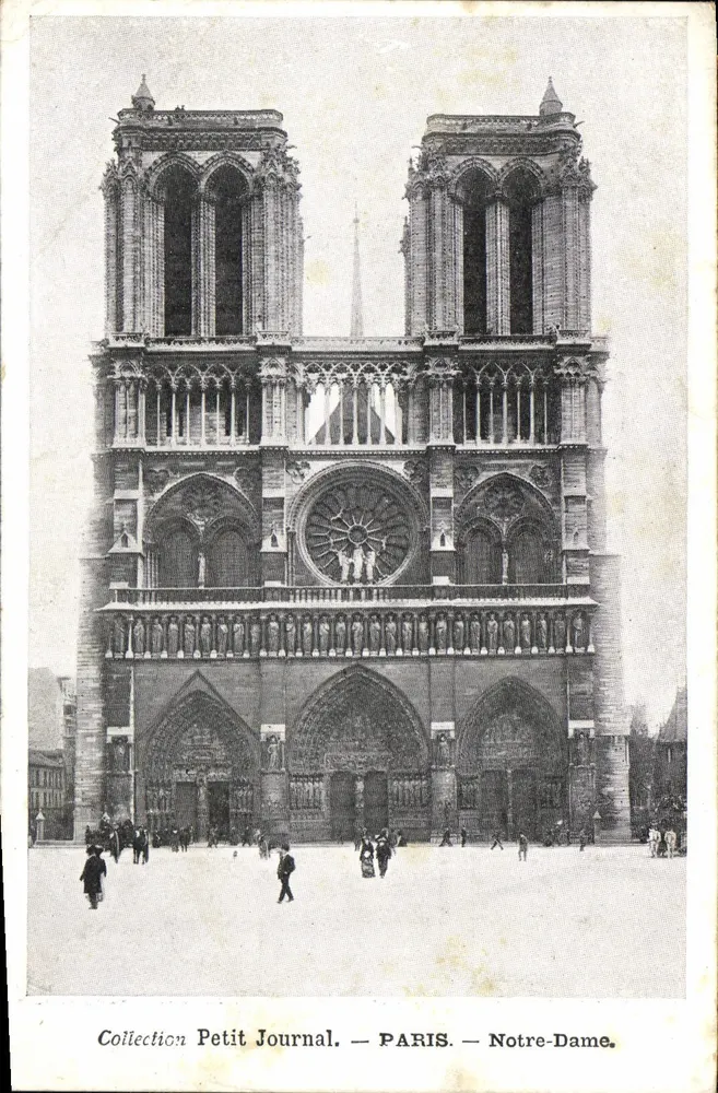 Nossa Senhora de Paris — vista da fachada — Coleção Petit Journal - Frente