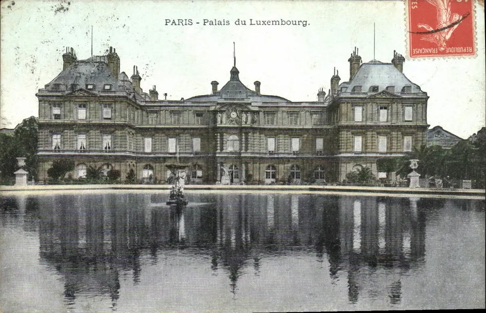 PARIS - Palácio do Luxembourg — vista do edifício e da sua fonte — editor não identificado - Frente