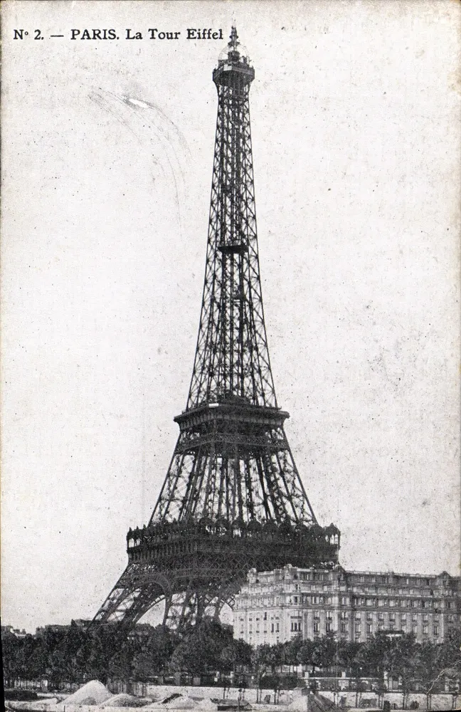 PARIS. A Torre Eiffel — N° 2 — Editor E. Lo Daley, Paris - Frente