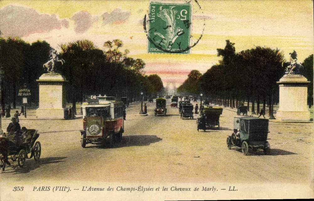 Paris (VIIIe) — Die Avenue des Champs-Élysées und die Chevaux de Marly — LL. — Verlag LL, Nr. 353 - Vorderseite