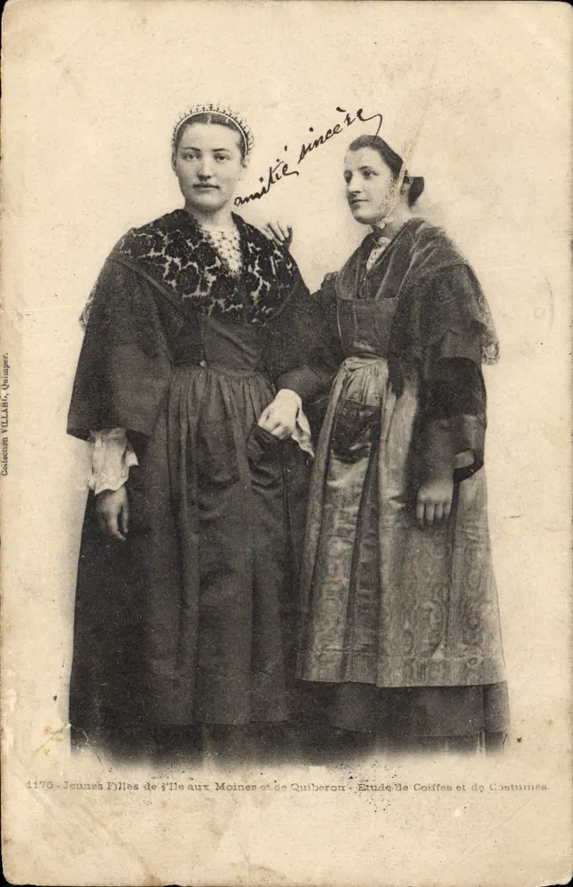 Junge Frauen von Île aux Moines und Quiberon — Studie zu Kopfbedeckungen und Kleidung — Sammlung VILLARO, Quimper, Nr. 1175 - Vorderseite