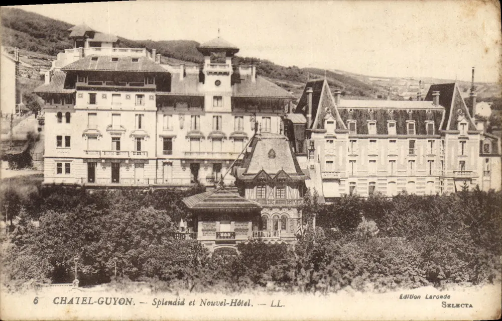 Châtel-Guyon — Splendid e Novo Hotel — Edição Laronde SELECTA - Frente