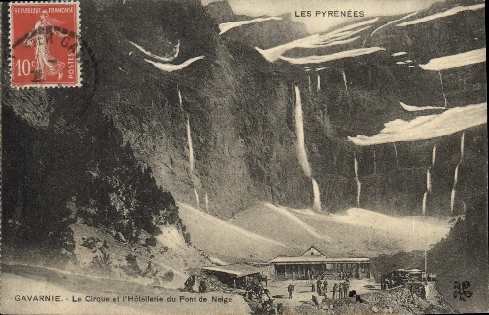 Gavarnie - Der Cirque und das Hotel des Schneeponts — Die Pyrenäen - Vorderseite