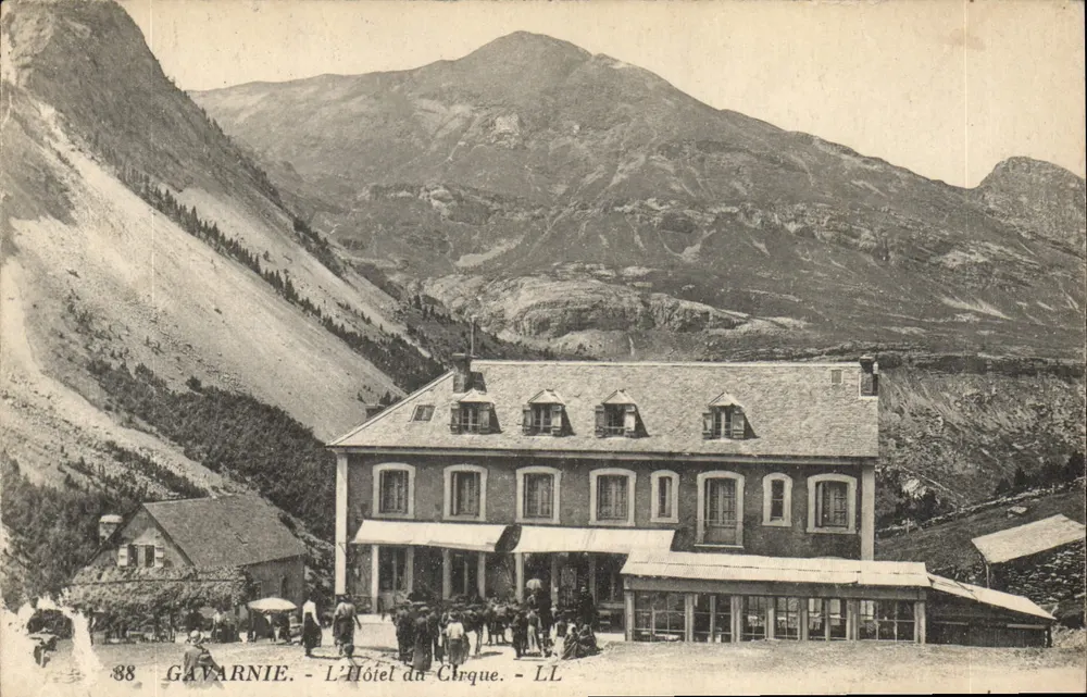 Gavarnie - O Hotel do Circo - LL - Frente