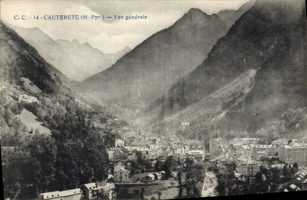 Cauterets (H.-Pyr.) — Vista geral — C.C. 14 - Frente