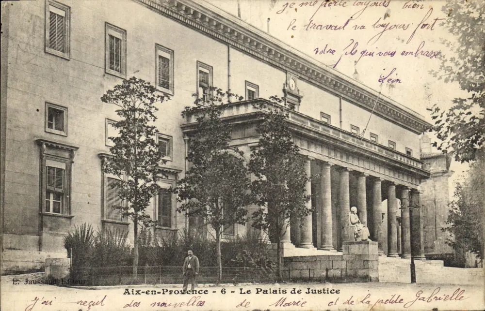 Aix-en-Provence - 6 - O Palácio de Justiça e a estátua da Pequena Gabrielle — E. Jaussaud Editor - Frente