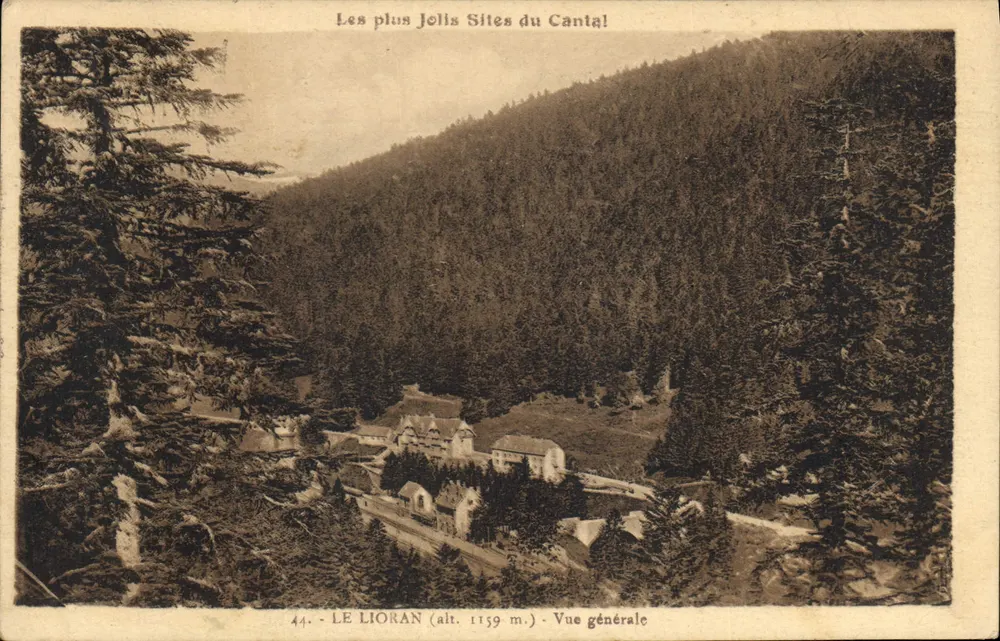 Le Lioran (alt. 1159 m.) — Allgemeiner Blick — Die schönsten Orte des Cantal — Serie 44 - Vorderseite