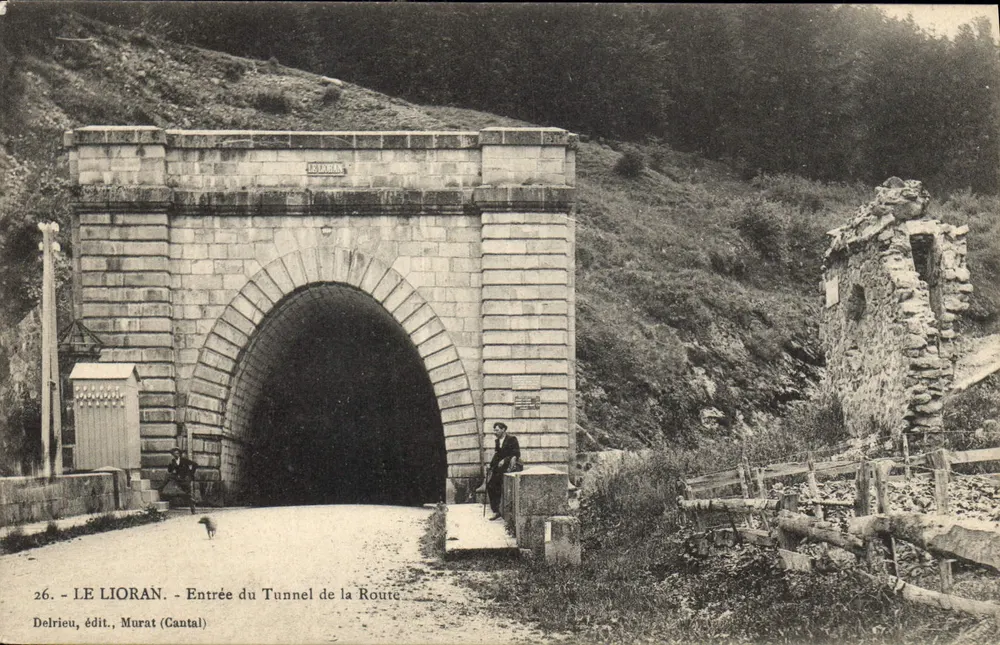 LE LIORAN - Eingang zum Tunnel der Straße - Delrieu, Verlag, Murat (Cantal) - Vorderseite