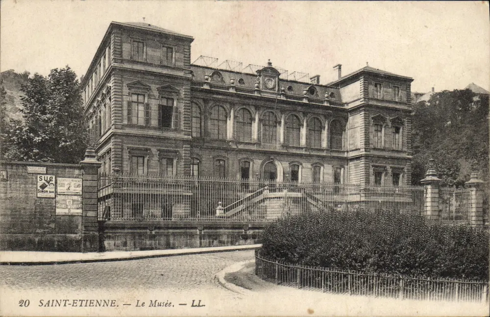Saint-Étienne — O Museu — LL - Frente