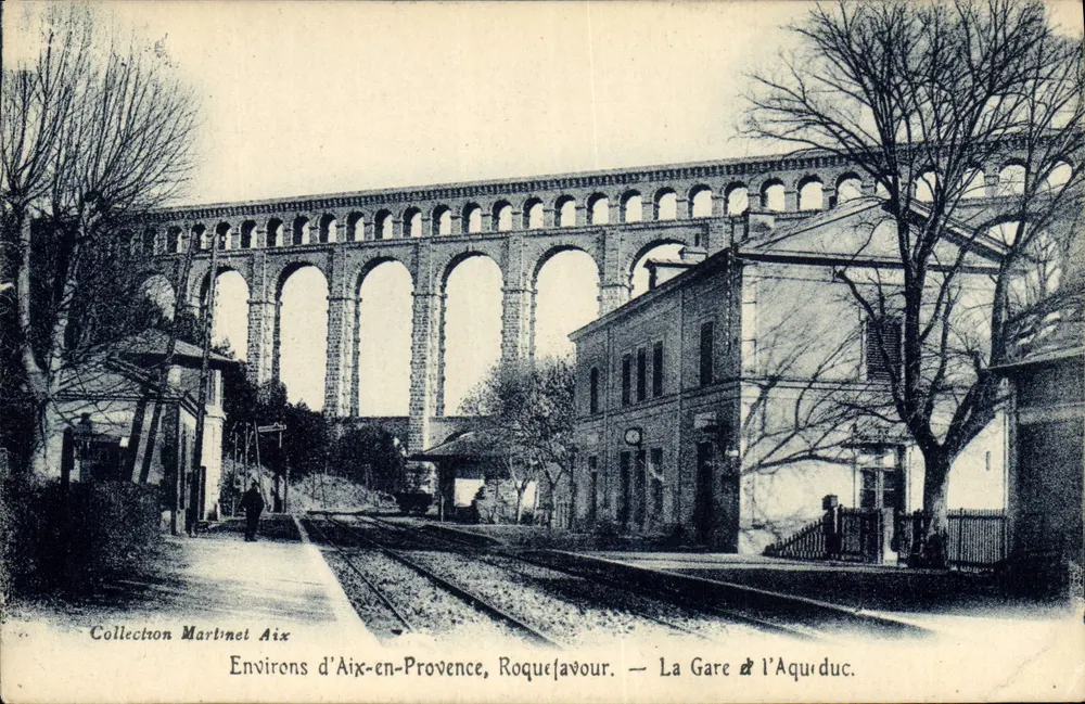 Umgebung von Aix-en-Provence, Roquefavour — Die Station & das Aquädukt - Vorderseite