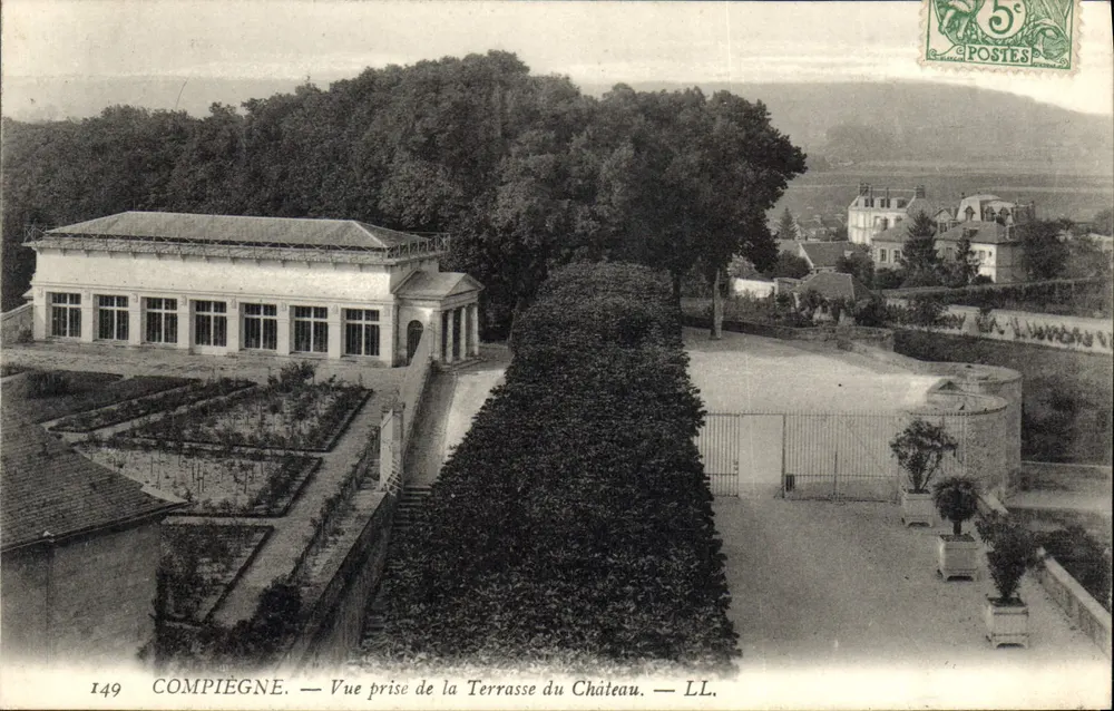 Compiègne — Vista tirada da Terrasse do Castelo — LL. n°149 - Frente