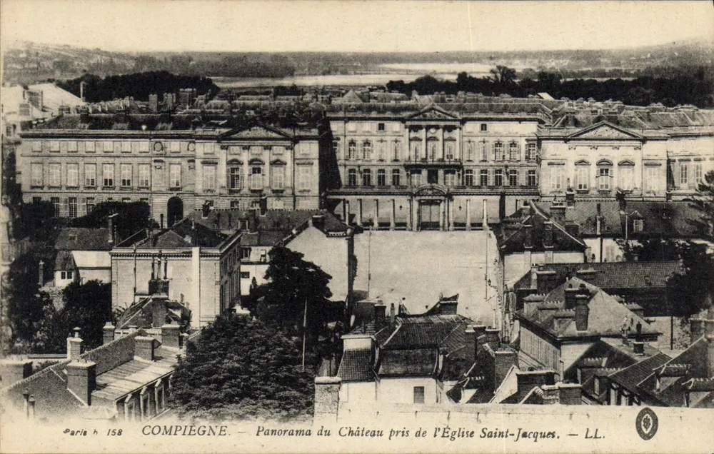 Compiègne — Panorama do Castelo visto da Igreja de São Jacó — LL. — Paris h 158 - Frente