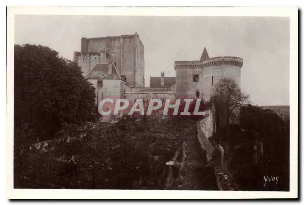 Schloss Loches — Der Bergfried und Turm Louis XI — Édition d'Art YVON, französische Reproduktion - Vorderseite