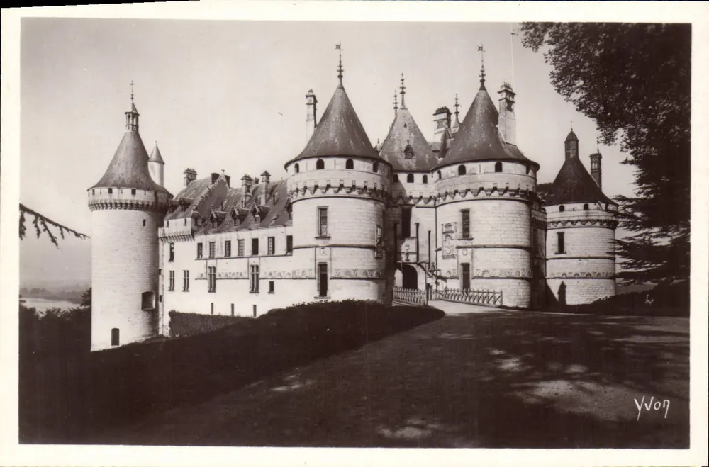 Kasteel van Chaumont-sur-Loire — De Zachte Frankrijk - Kastelen van de Loir — Artistieke uitgave YVON - Voorkant