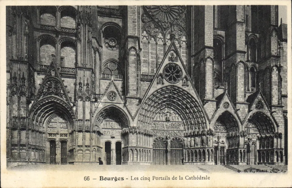 Bourges - De Vijf Portalen van de Kathedraal — B.R., Parijs, n°66 - Voorkant