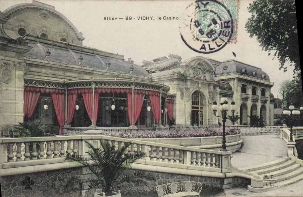 Vichy — o Casino — Allier — 89 — editor M.T. I.L. - Frente