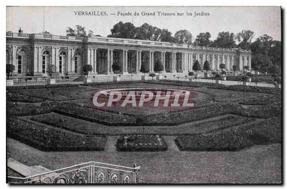 Versailles — Fassade des Grand Trianon über die Gärten - Vorderseite
