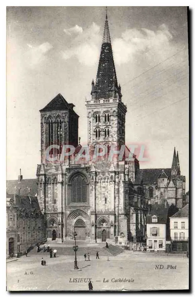 Lisieux — A Catedral — A. G. Fot. - Frente