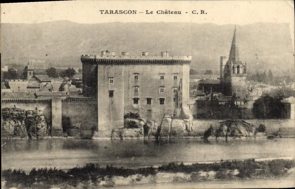 Tarascon — O Castelo — C.R. - Frente