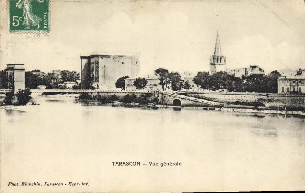 Tarascon — Vista geral — Fot. Blanchin, Tarascon - Repr. int. - Frente