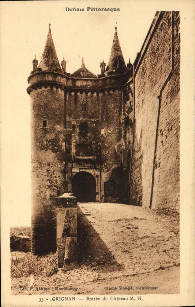Entrada do Castelo em Grignan — Drôme Pittoresque — Lib. F. Baume - Montélimar, n°33 - Frente