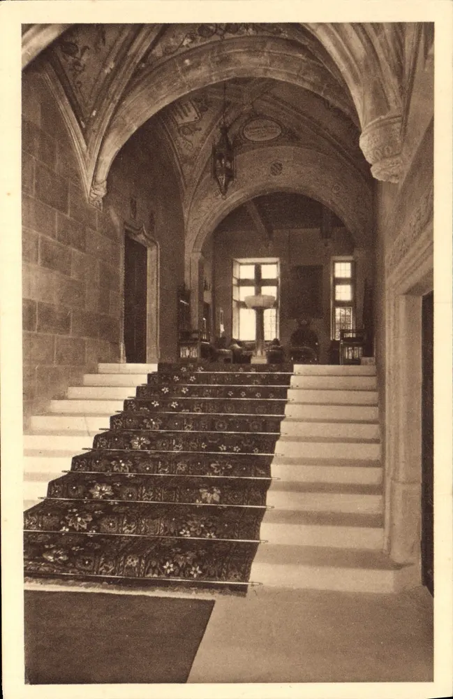 Castelo de Grignan — Vestíbulo gótico — Edições d'arte Vizzavona, Paris - Frente