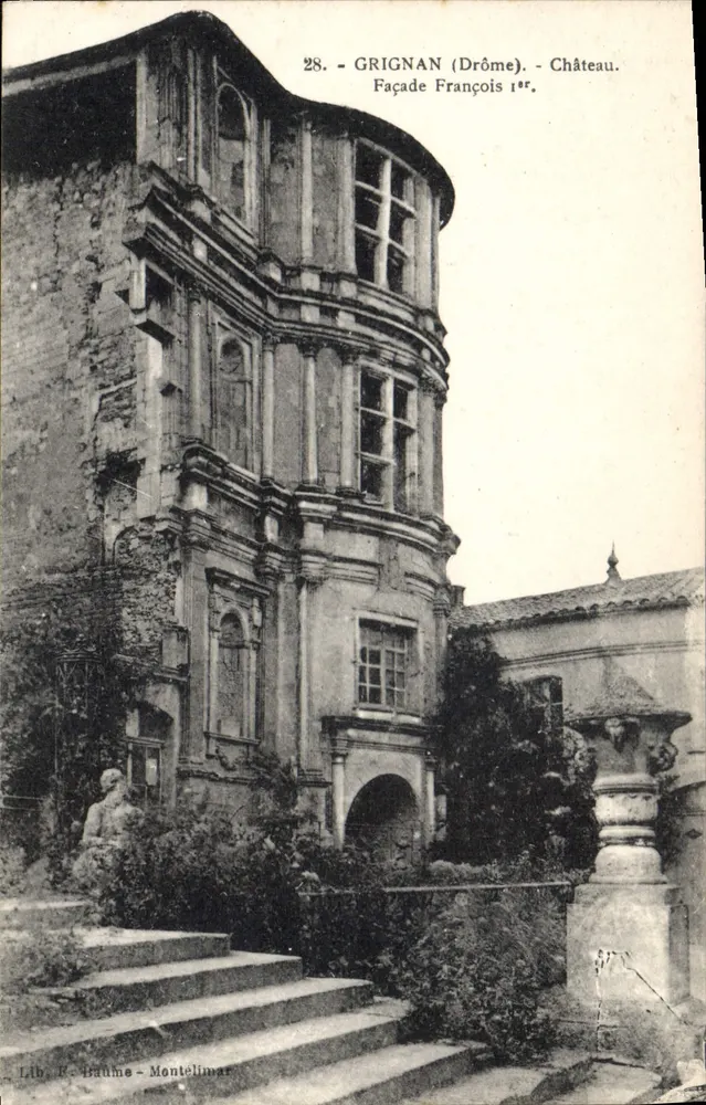 Grignan (Drôme) - Fachada François 1er - Castelo - Frente
