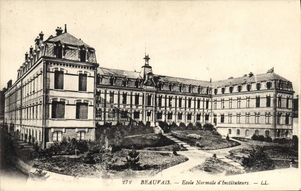 Beauvais — Escola Normal de Professores — LL. — n° 272 - Frente