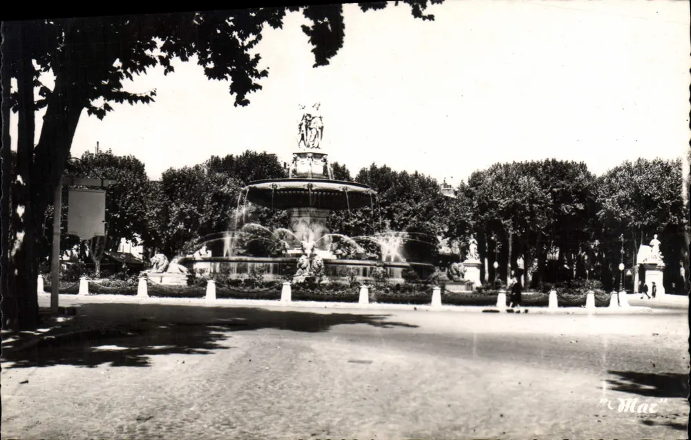 Fontaine de la Rotonde — Aix-en-Provence — Verlag Les Édit. MAR - Vorderseite