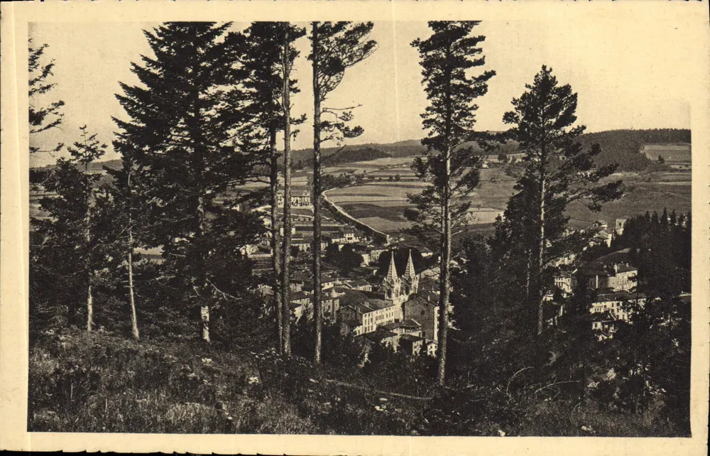 La Louvesc (Ardèche) — Vista Geral — Hélio Comblé-Macon - Frente