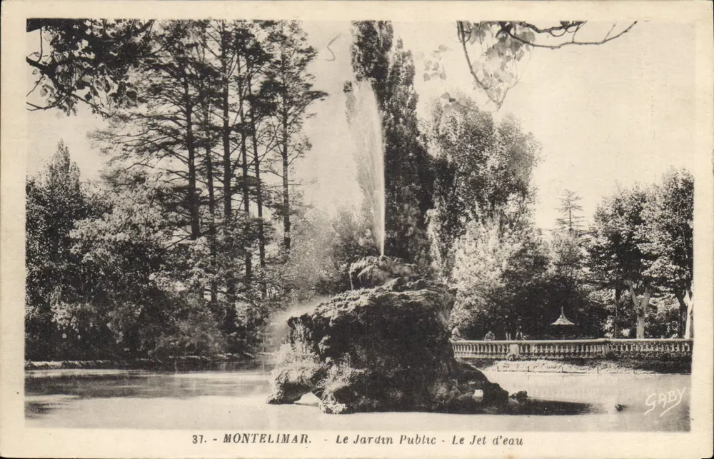 Montelimar — Der öffentliche Garten — Die Fontäne — Gaby, n°37 - Vorderseite