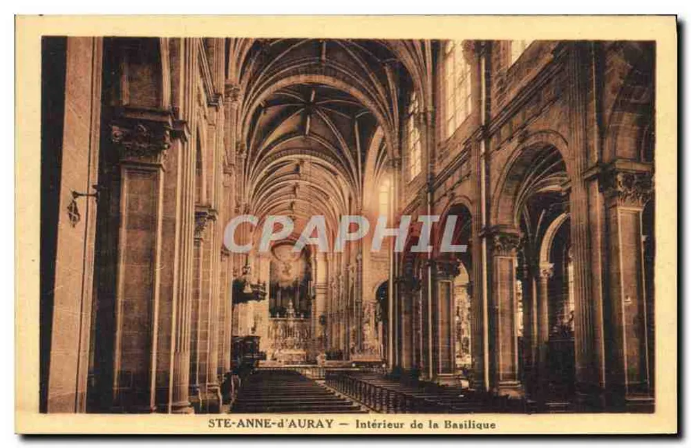 STE-ANNE-d'AURAY — Interior da Basílica - Frente