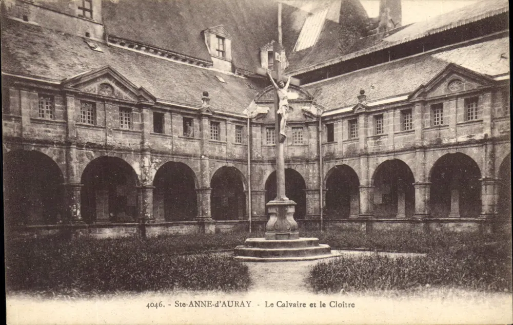 Ste-Anne-d'Auray - O Calvário e o Claustro — editor Laurent-Nel, Rennes, n° 4046 - Frente