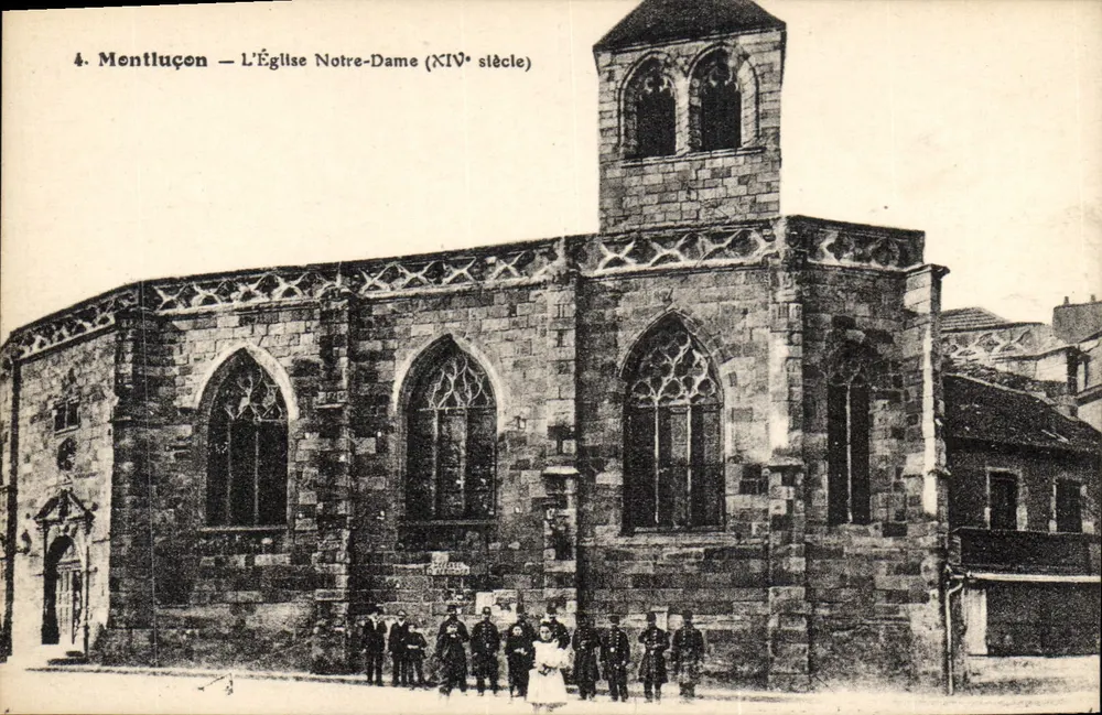 Montluçon — Kirche Notre-Dame (14. Jahrhundert) - Vorderseite