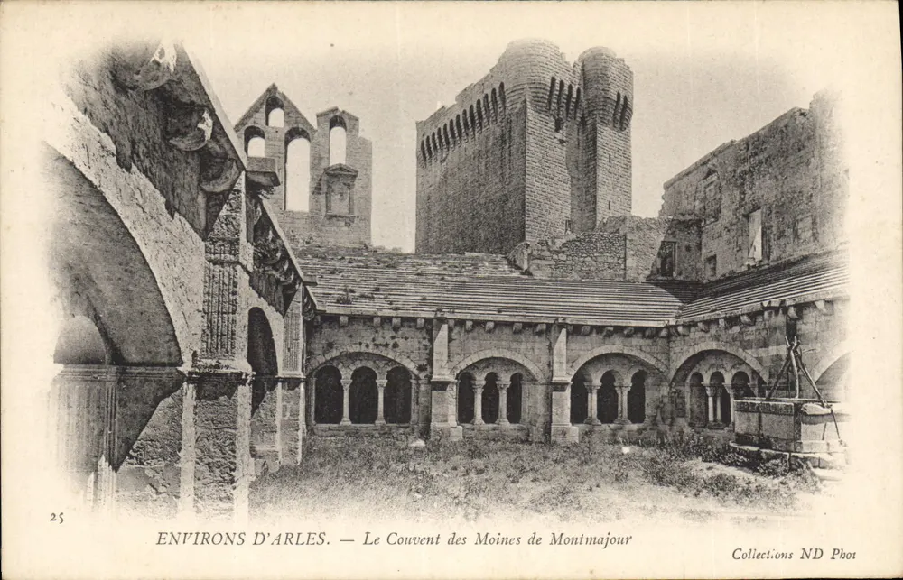 Umgebung von Arles — Das Kloster der Mönche von Montmajour — ND Phot Sammlung - Vorderseite