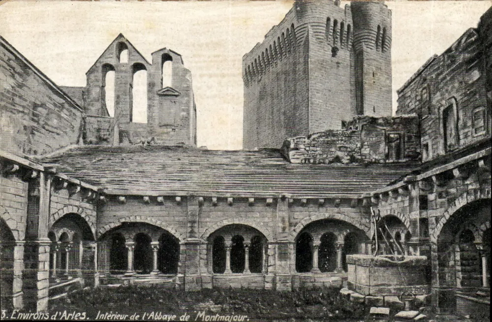 Innenansicht der Abtei Montmajour — Umgebung von Arles — Verleger: AQUA PHOTO L.V. & Cie - Vorderseite