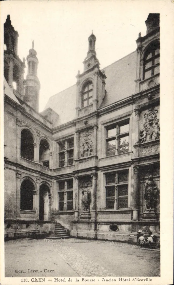 Caen — Hotel de la Bourse — Ehemaliges Hotel d'Écoville — Édit. Livet, Nr. 110 - Vorderseite