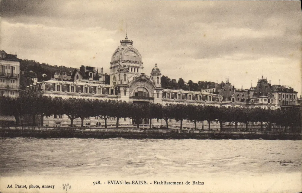EVIAN-les-BAINS — Estabelecimento de Banhos — Ad. Pariot, foto, Anneey, n° 528 - Frente