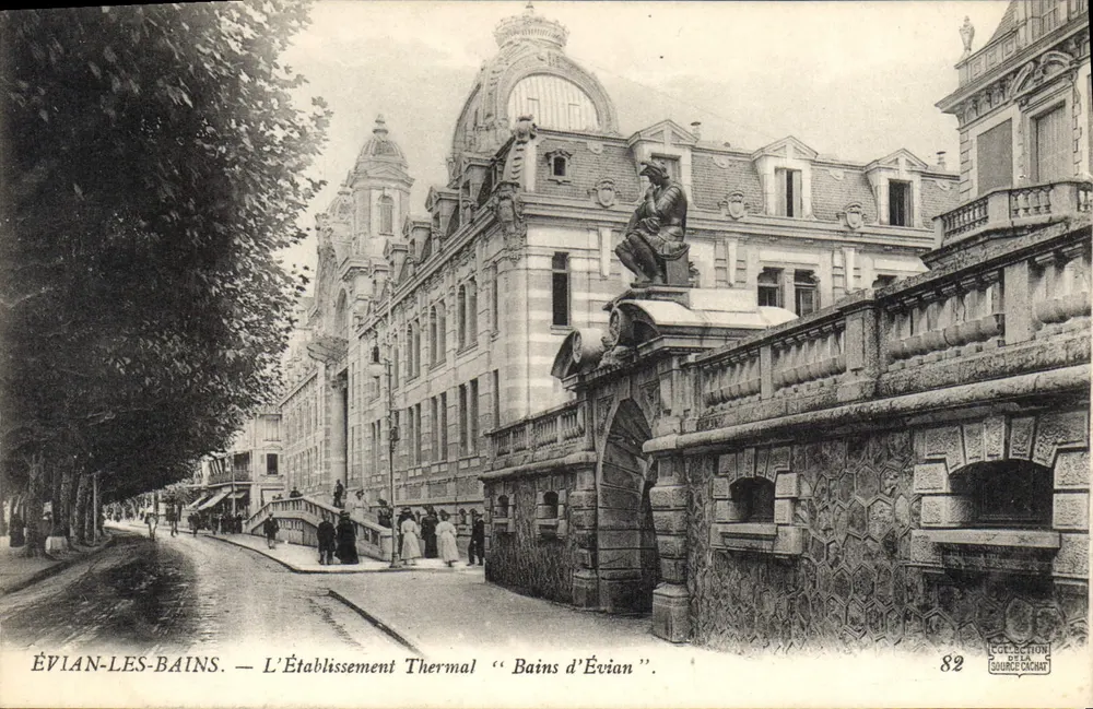 ÉVIAN-LES-BAINS — A Estação Termal "Bains d'Évian" — Coleção G. COUCHART n°82 - Frente