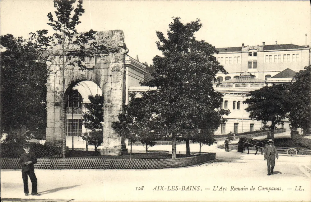 Aix-les-Bains — O Arco Romano de Campanas — LL. — n°128 - Frente
