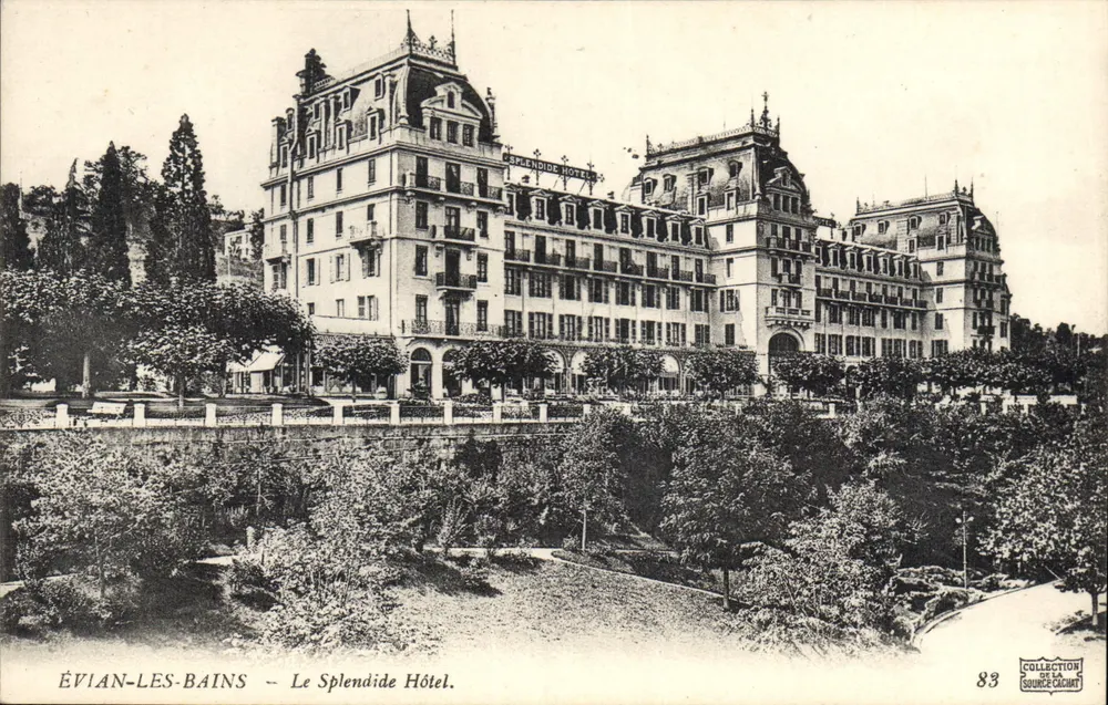 ÉVIAN-LES-BAINS — O Splendide Hotel — Coleção da Fonte-Cachet, n°83 - Frente