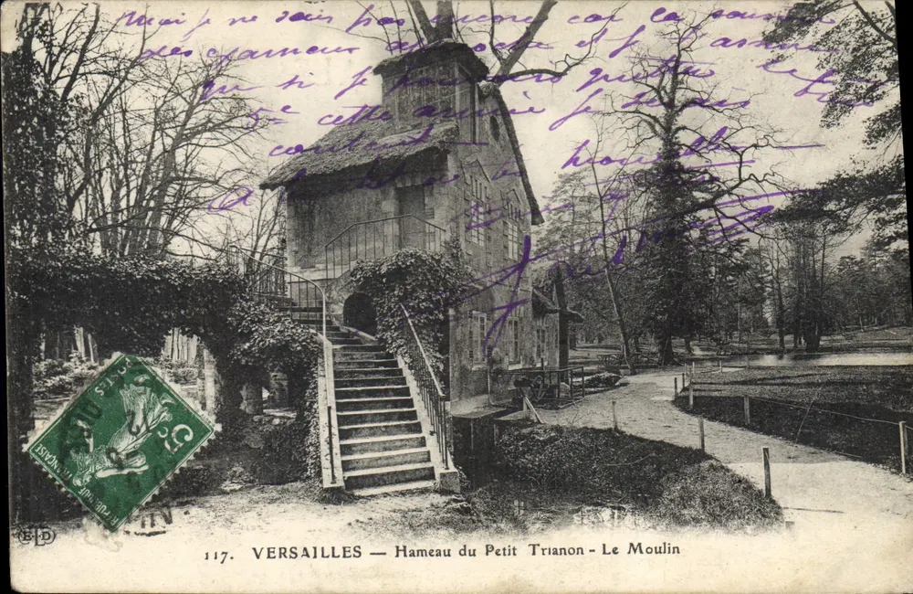 Versailles — Hameau des Petit Trianon — Das Mühle - Vorderseite