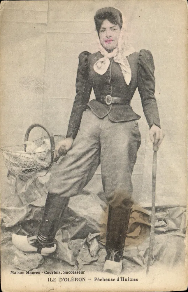 Pescadora de ostras — Ilha de Oléron — Maison Moureu-Courtois, Sucessor - Frente