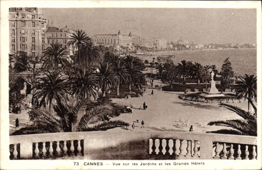 CANNES — Aussicht auf die Gärten und die großen Hotels — Imprimerie DART - Vorderseite