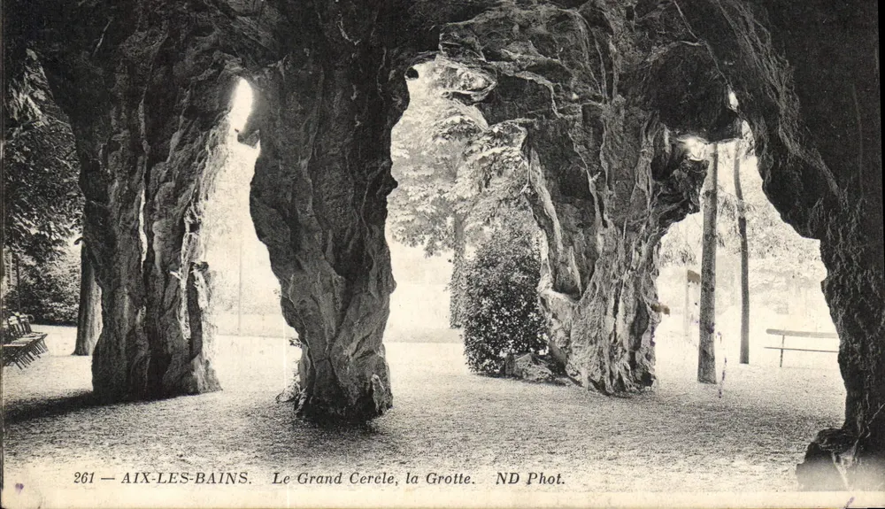 Aix-les-Bains — Der Große Kreis, die Höhle — ND Phot. - Vorderseite