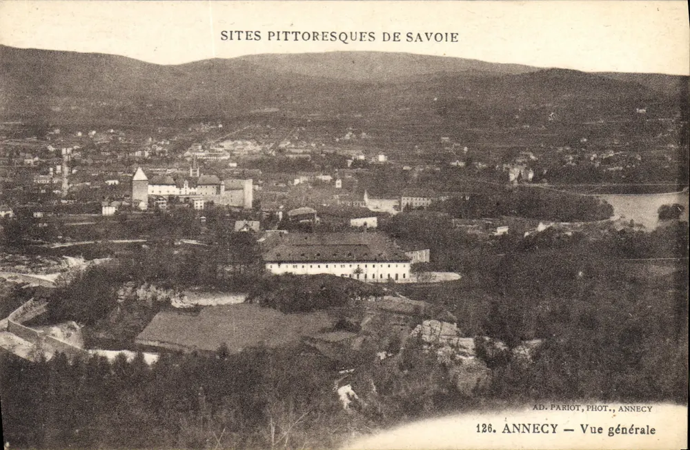 Annecy — Vista geral — AD. PARIOT, FOT., ANNÉCY, n° 126 - Frente