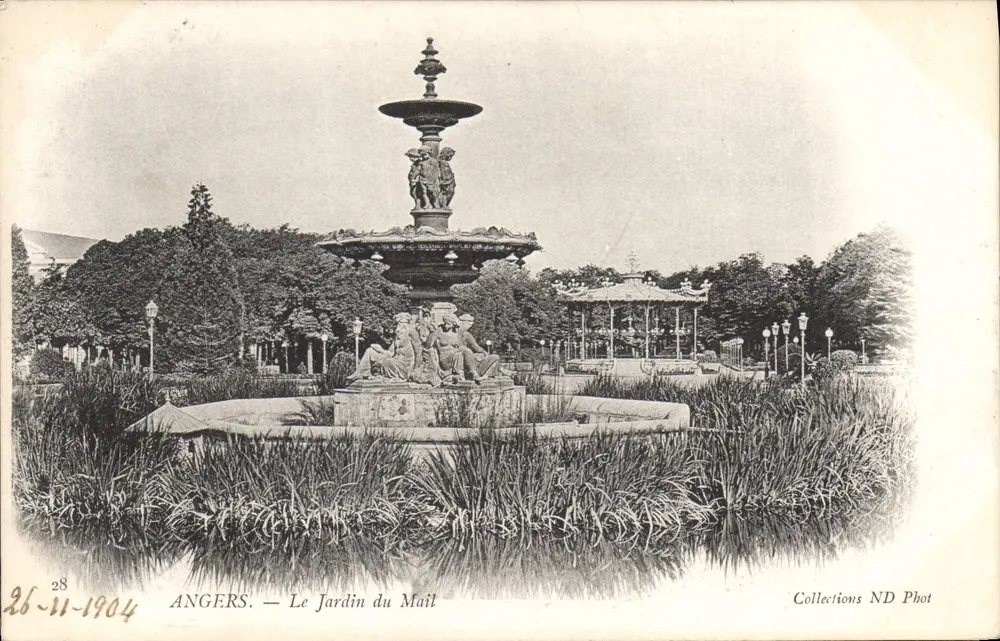ANGERS — O Jardim do Mail — Collections ND Phot - Frente